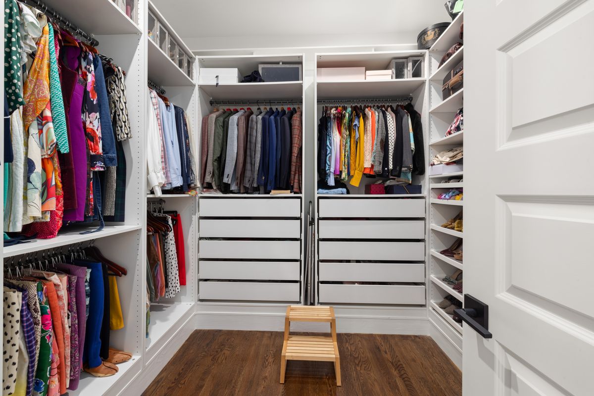 Dressing minimaliste : la méthode pour trier ses vêtements